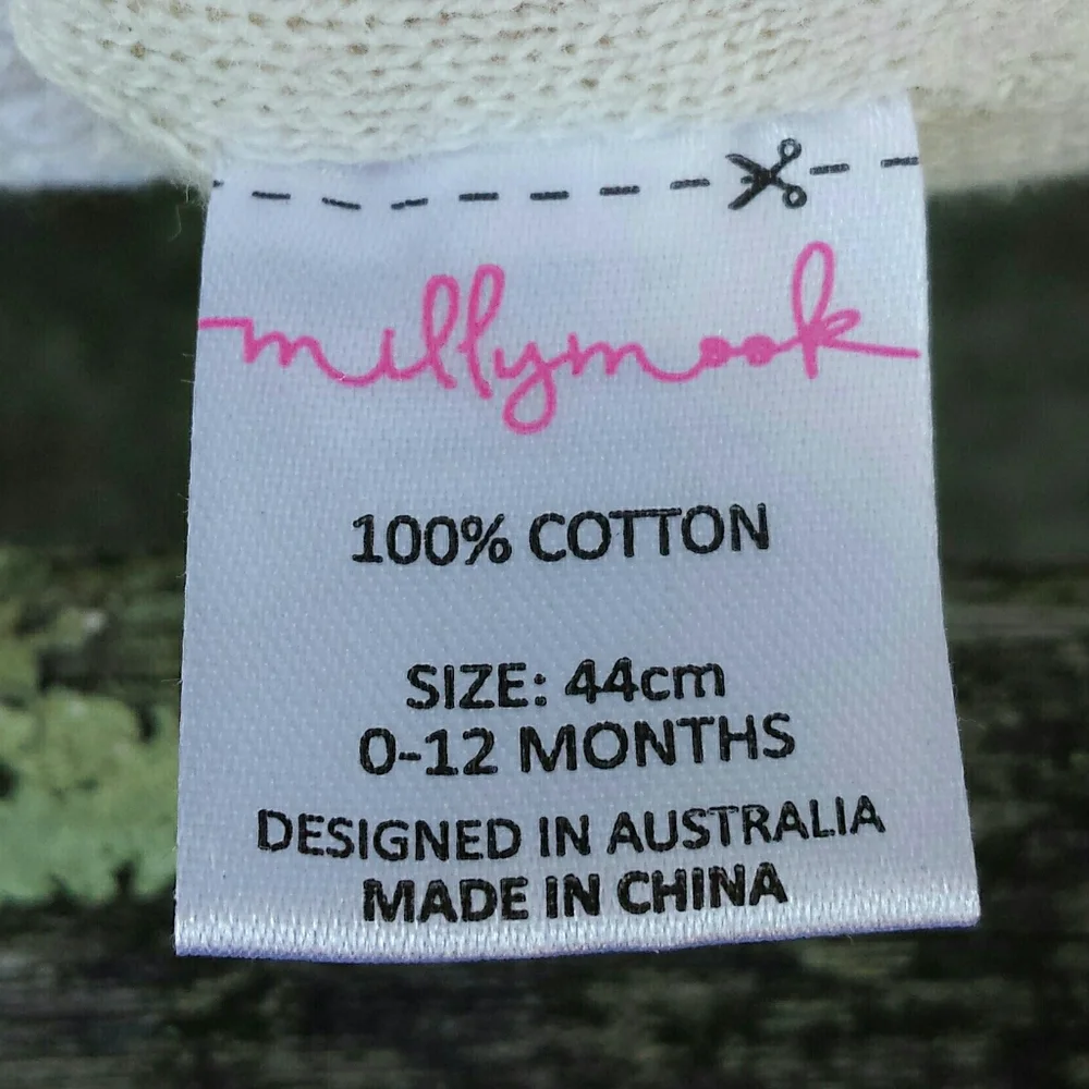 NWOT Millymook Pink Scandinavian Snowflake Motif Pom Pom Beanie Baby Hat 0-12M